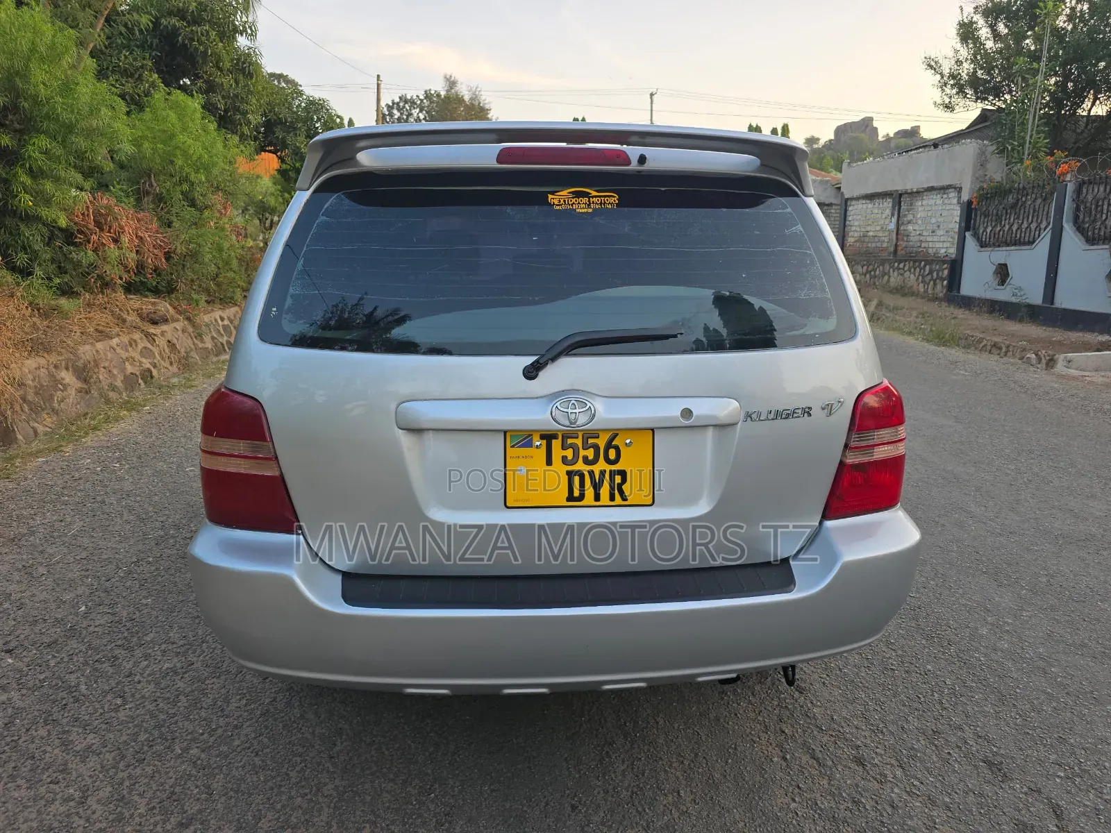 Toyota Kluger 2003 Silver