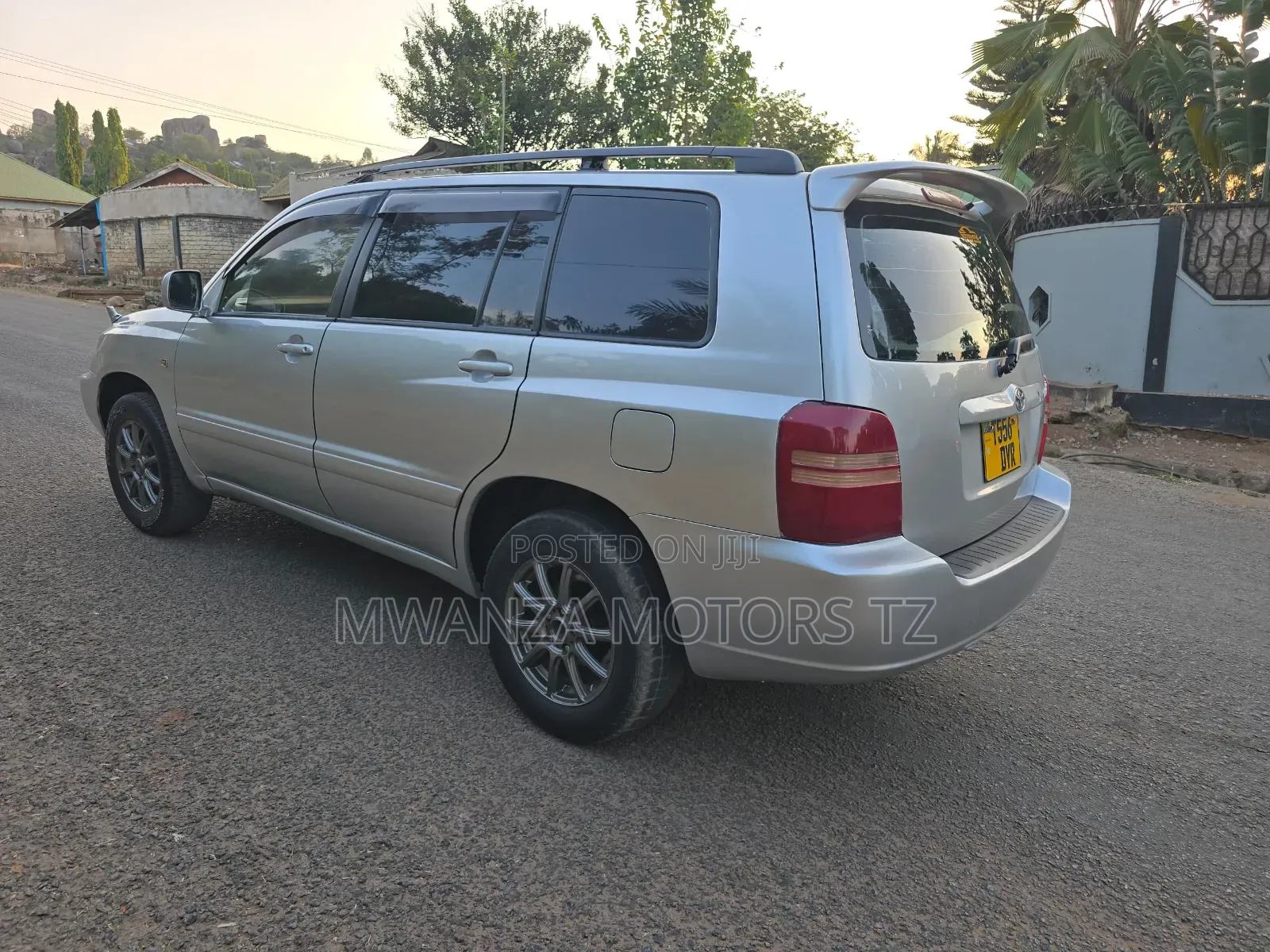 Toyota Kluger 2003 Silver