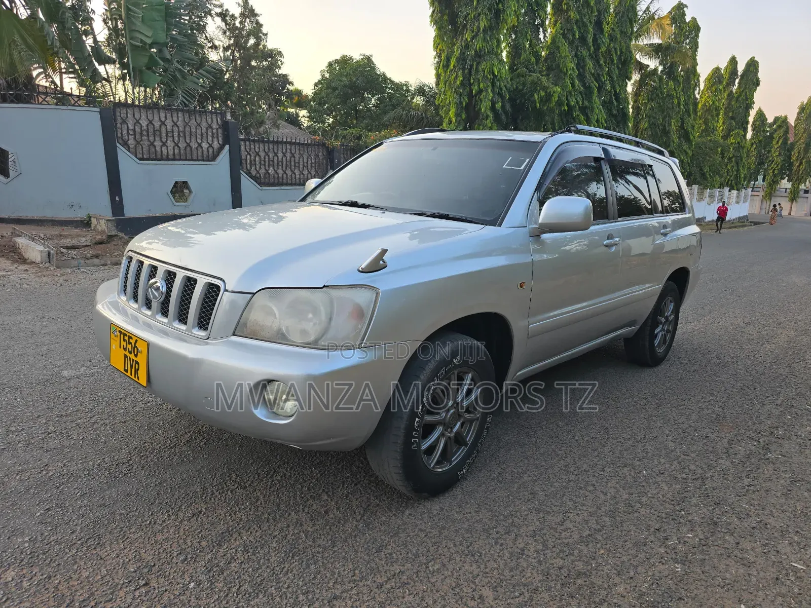 Toyota Kluger 2003 Silver