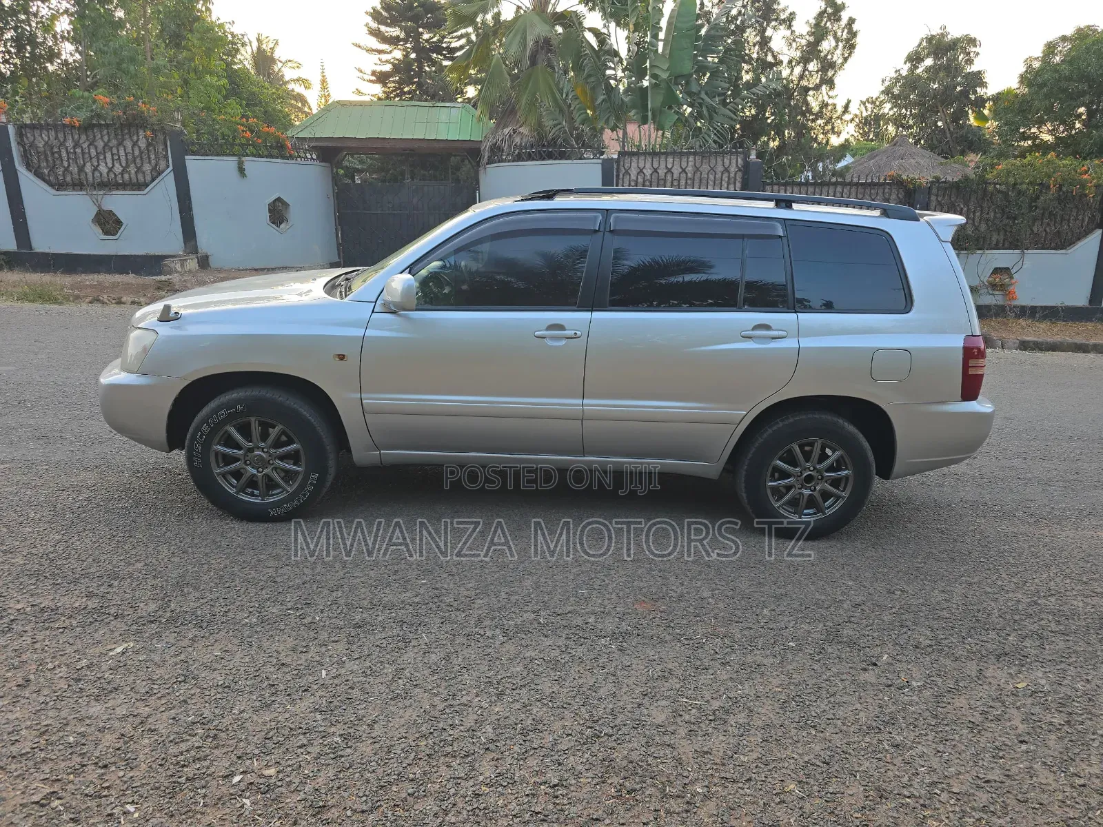 Toyota Kluger 2003 Silver