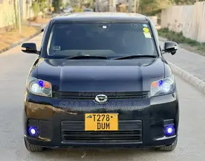 Toyota Corolla Rumion Hatchback 1.5 FWD 2010 Black