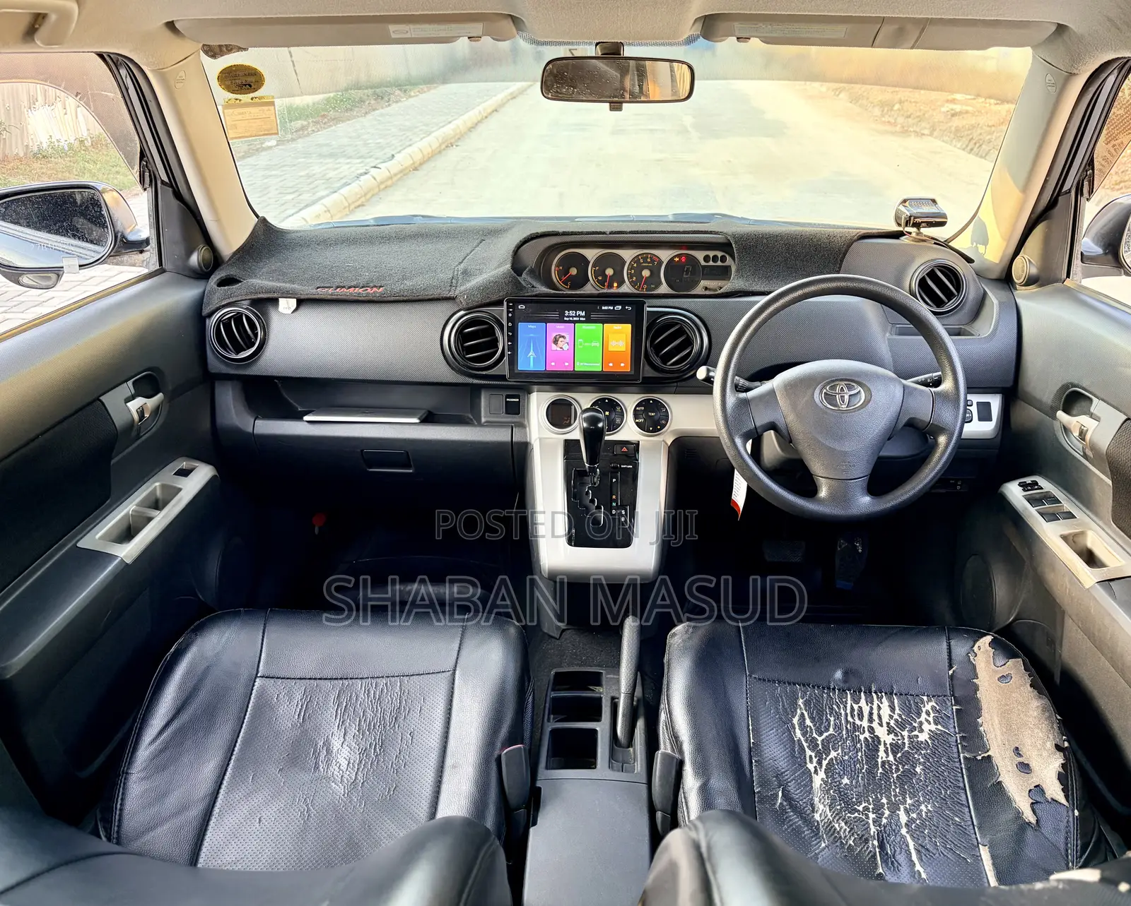 Toyota Corolla Rumion Hatchback 1.5 FWD 2010 Black