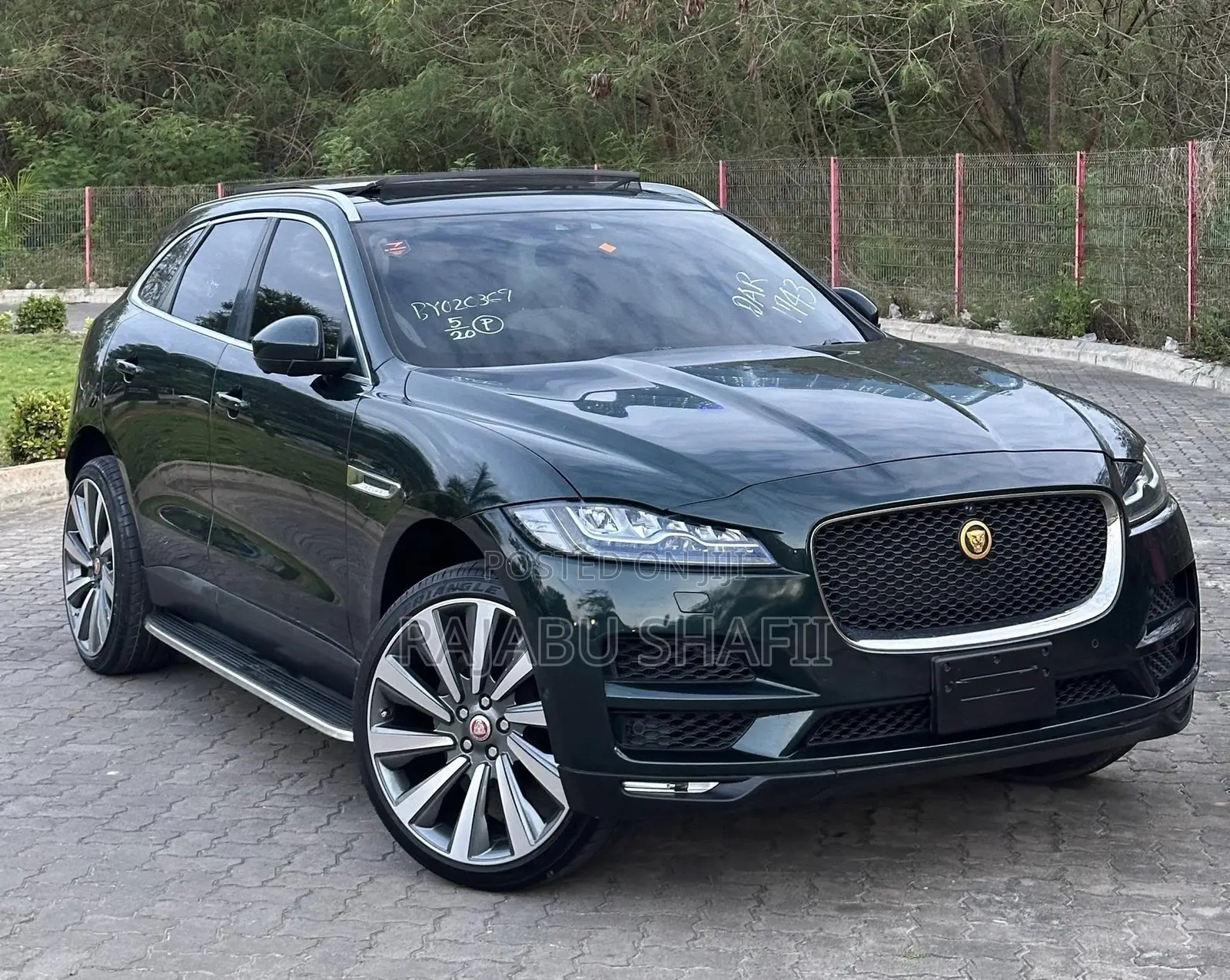 Jaguar F-Pace 2017 Green
