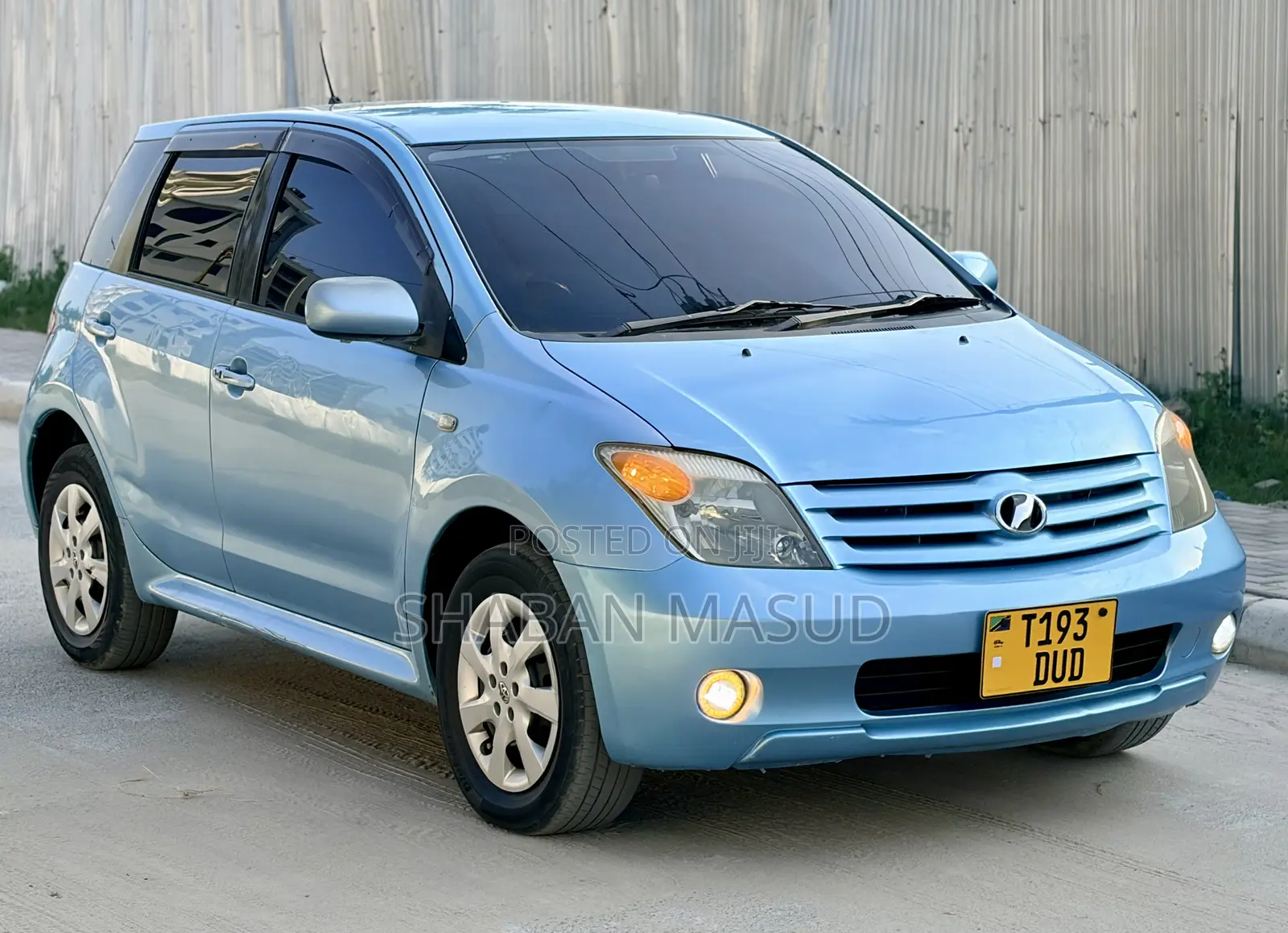 Toyota IST 2006
