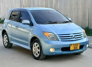 Toyota IST 2006