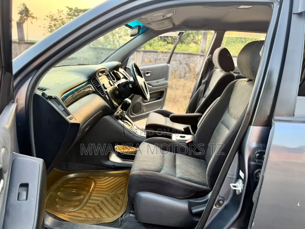 Toyota Kluger 2002 Gray