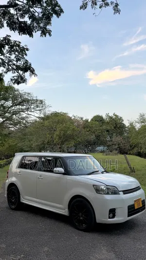 Toyota Corolla Rumion 2008 White