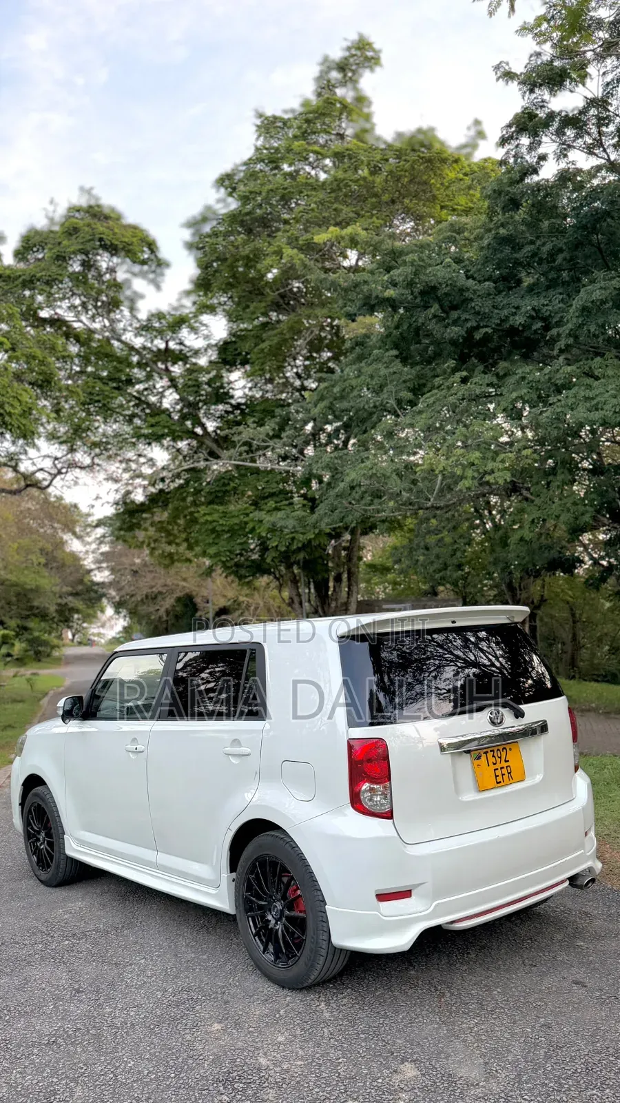 Toyota Corolla Rumion 2008 White
