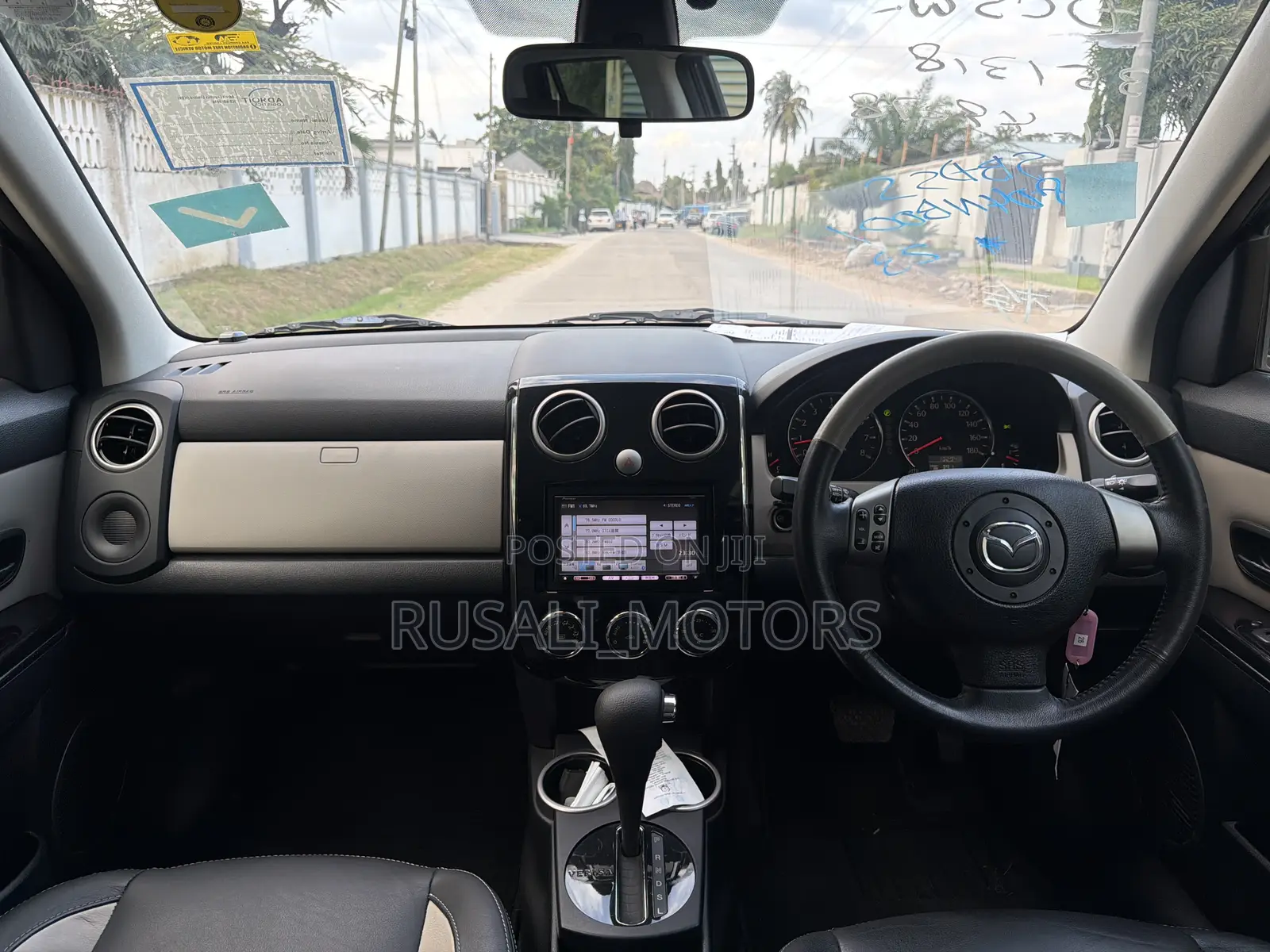 Mazda Verisa 2011 Gray