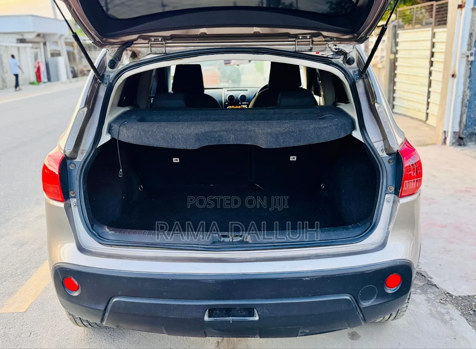 Nissan Dualis 2008 Beige