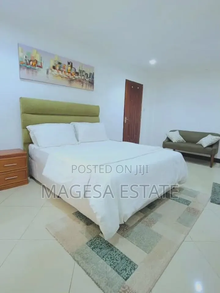 Furnished 2bdrm Apartment in Oyster Bay for rent