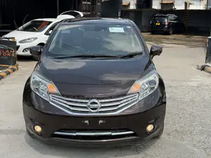 Nissan Note 2016 Brown