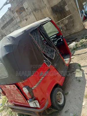 Bajaj 2020 Red