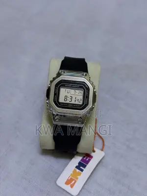 Digital Watch – Premium Edition | Muonekano Wa Kifahari, Ubora