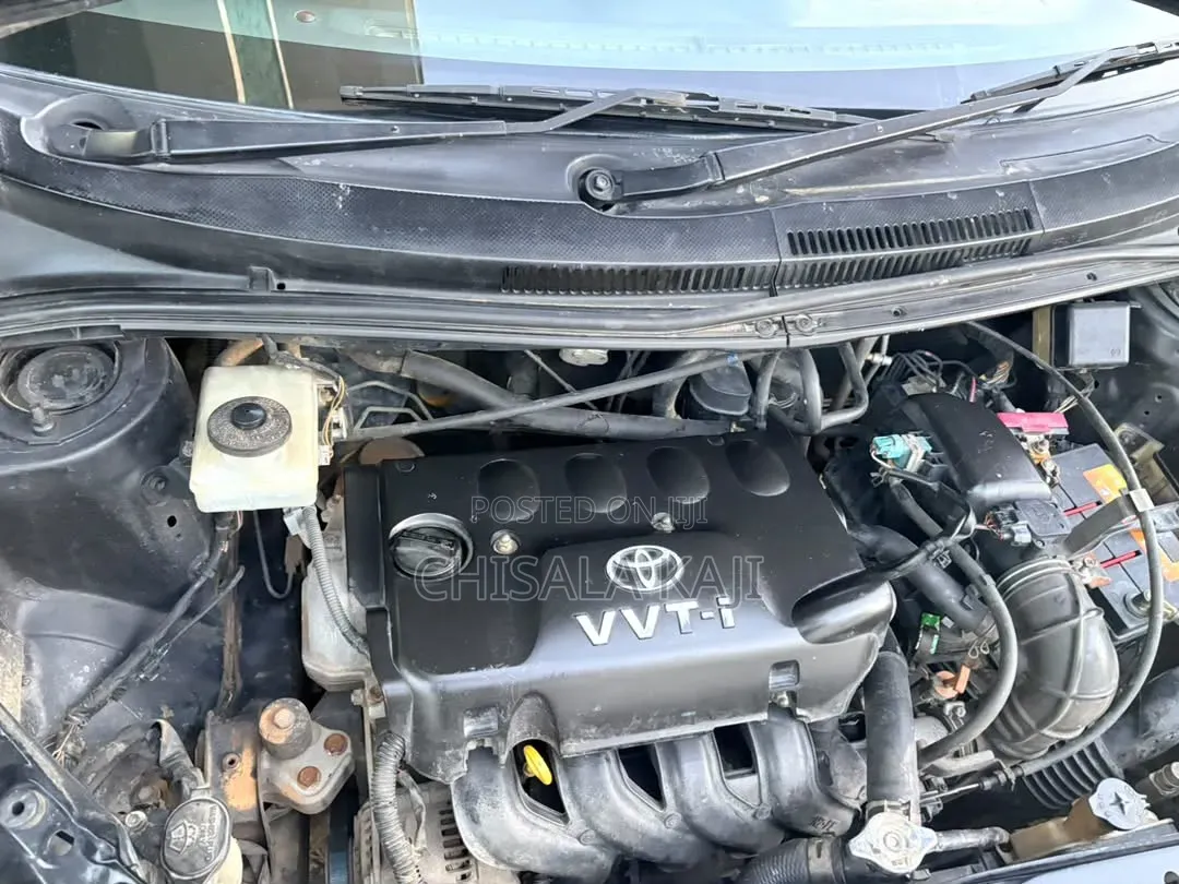 Toyota IST 2007 Black