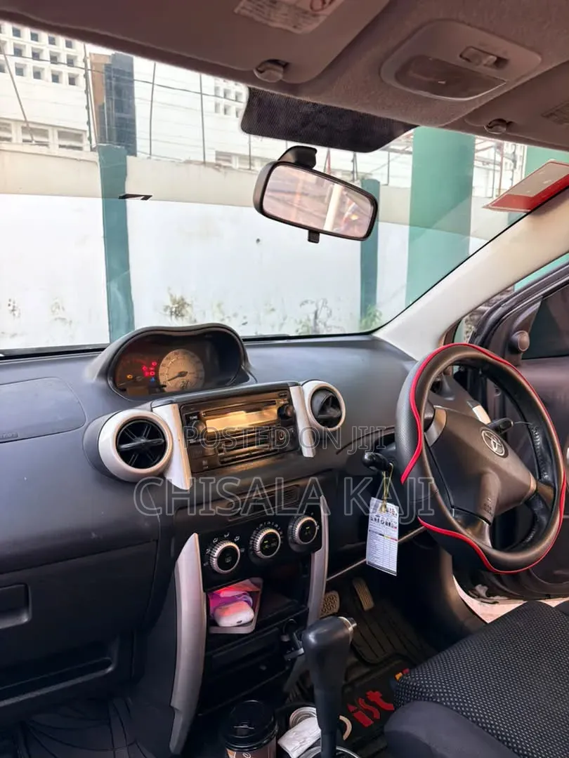 Toyota IST 2007 Black