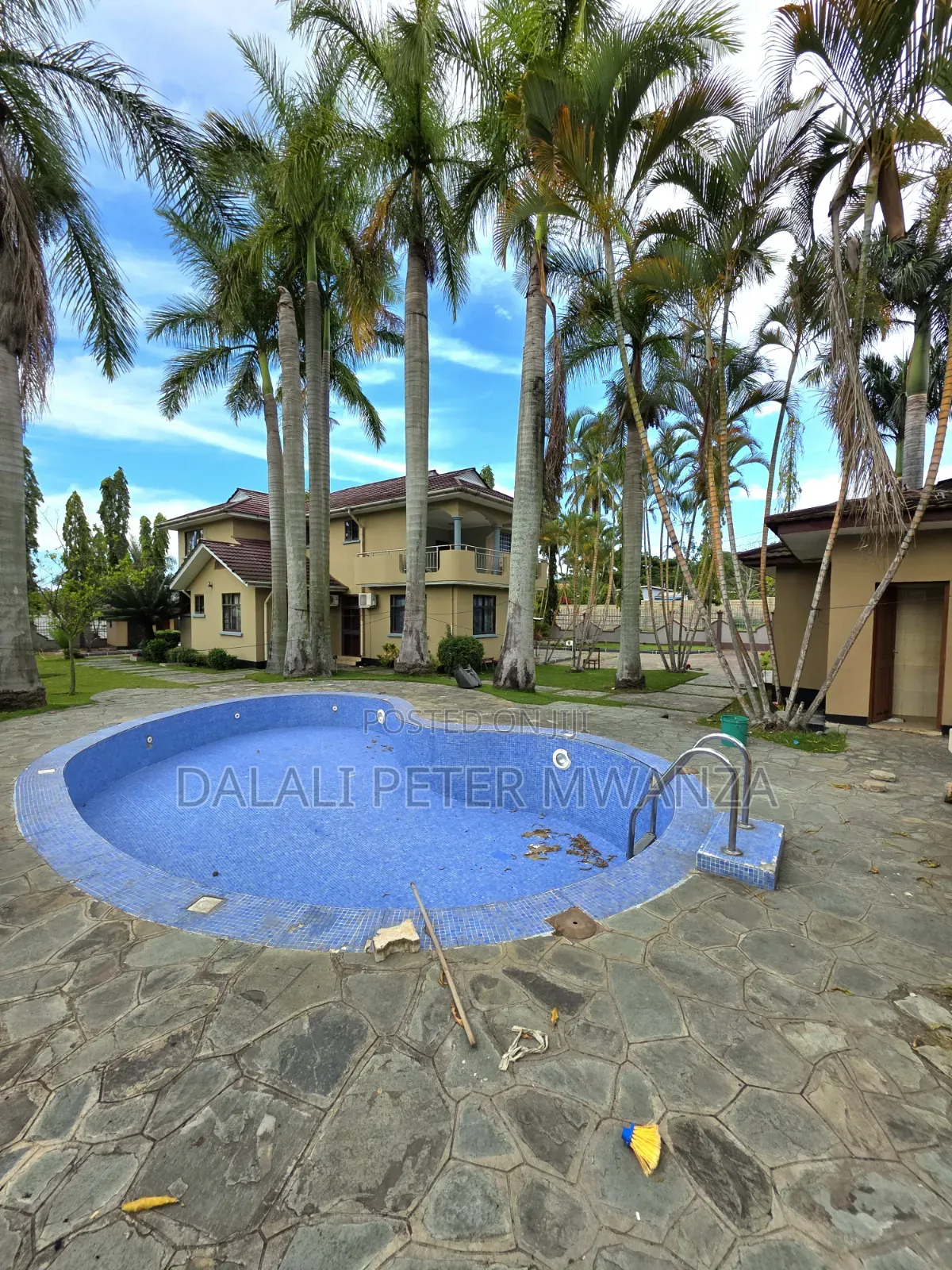 6bdrm House in Rock City, Ilemela for rent
