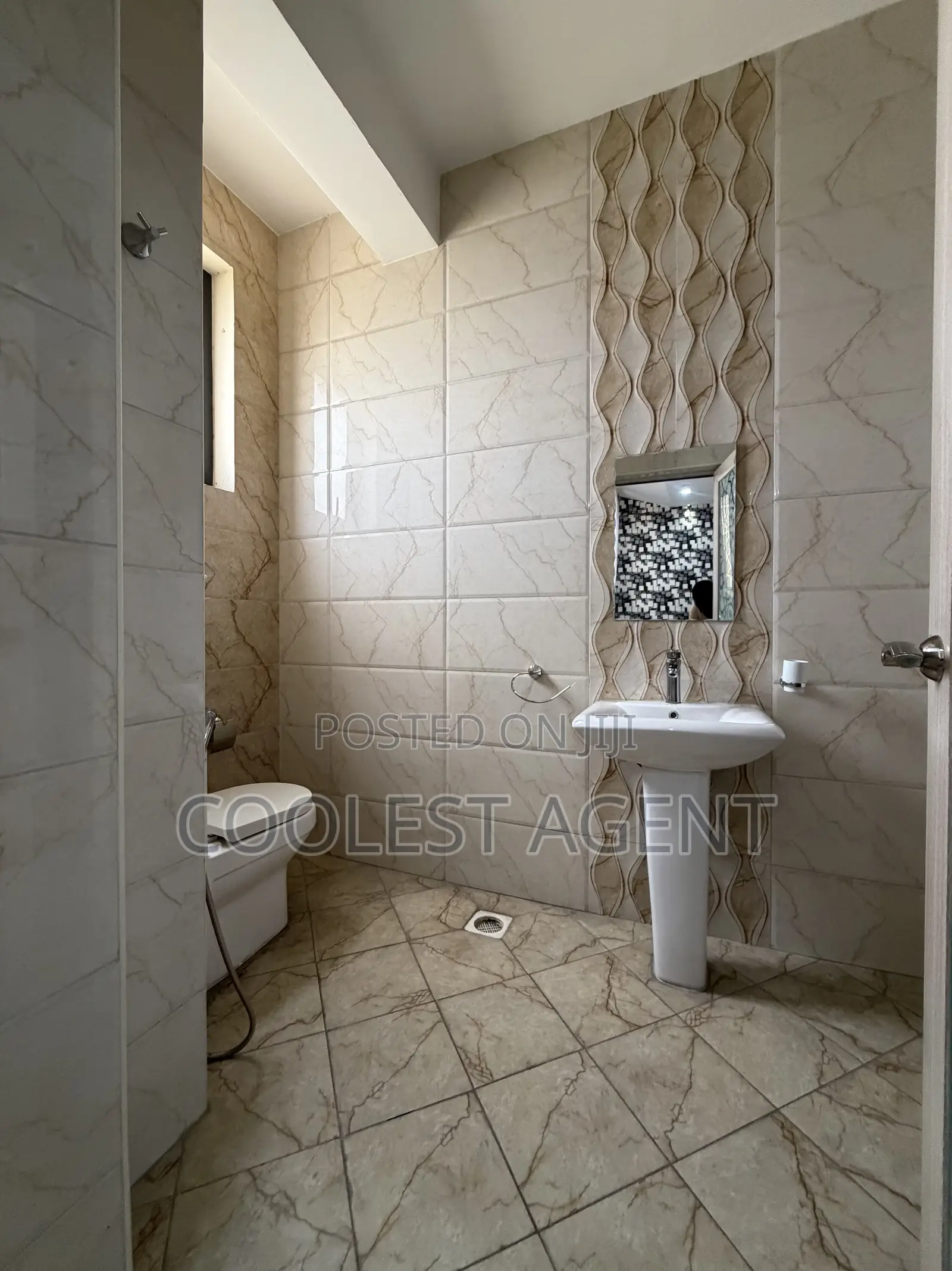 Furnished 3bdrm Apartment in Coolest, Upanga East for rent