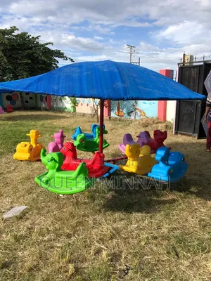 Children's Animal Merry-Go-Round/ Carousel or Roundabout