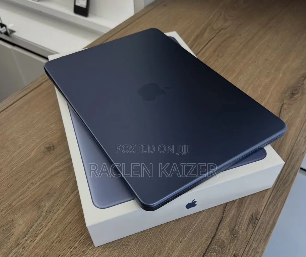 New Laptop Apple MacBook Neo 2026 8GB Apple M1 SSD 256GB