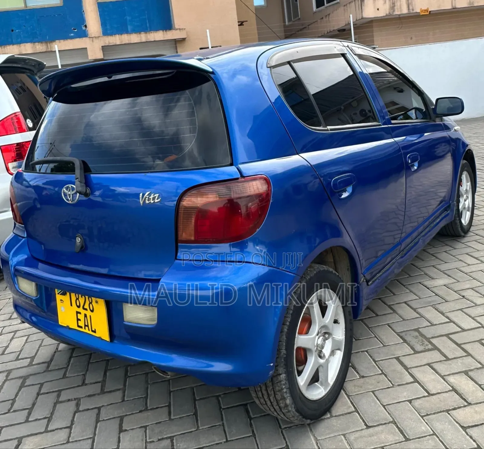 Toyota Vitz 2005 Blue