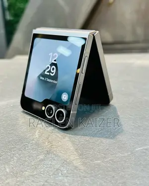New Samsung Galaxy Z Flip6 256 GB