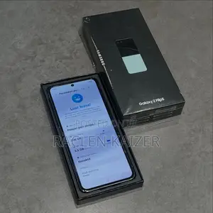 New Samsung Galaxy Z Flip5 256 GB