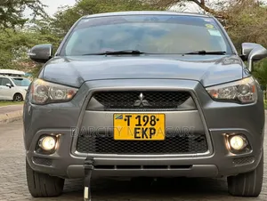 Mitsubishi RVR 2.0 2011