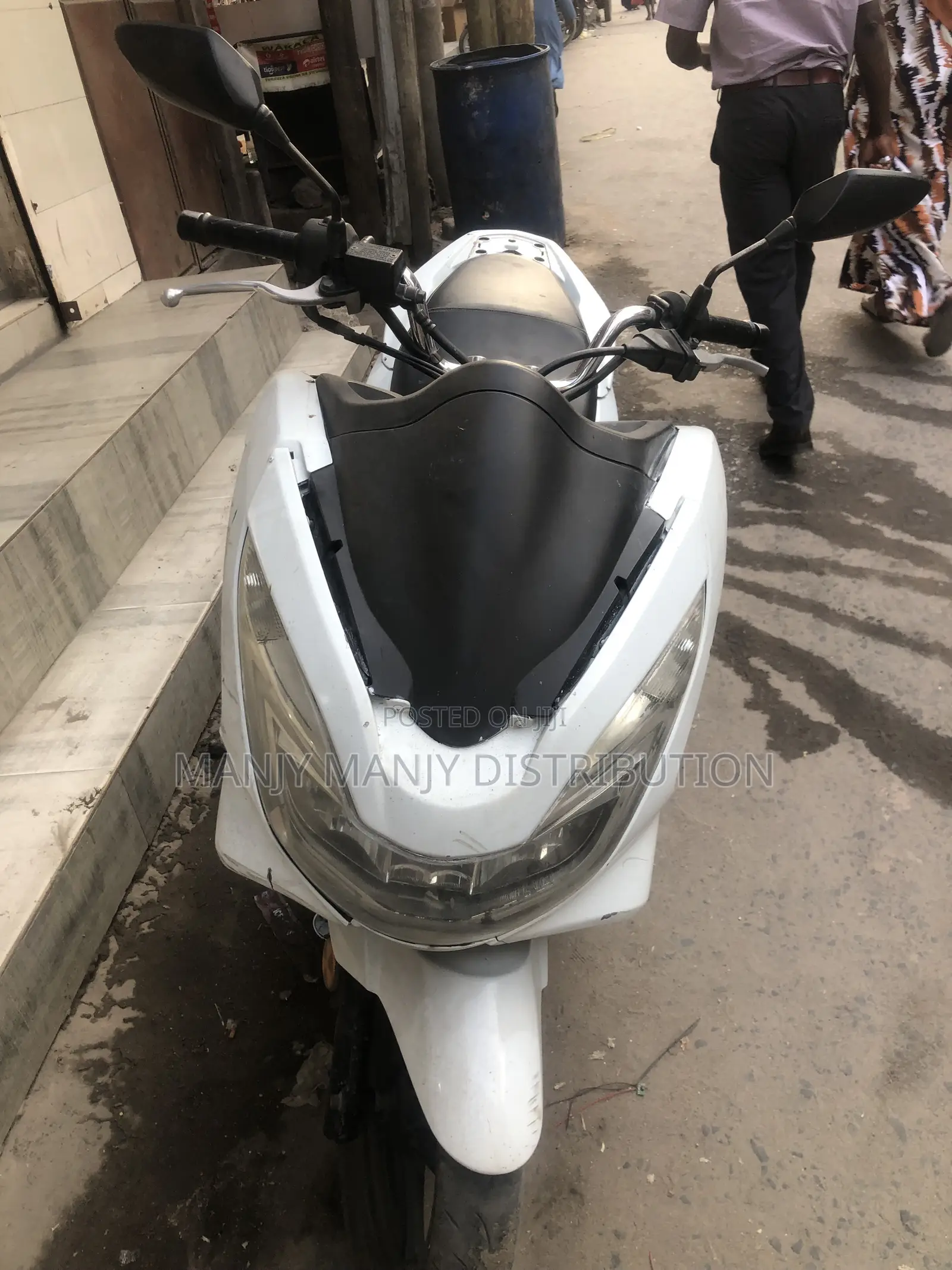 Honda 2022 White