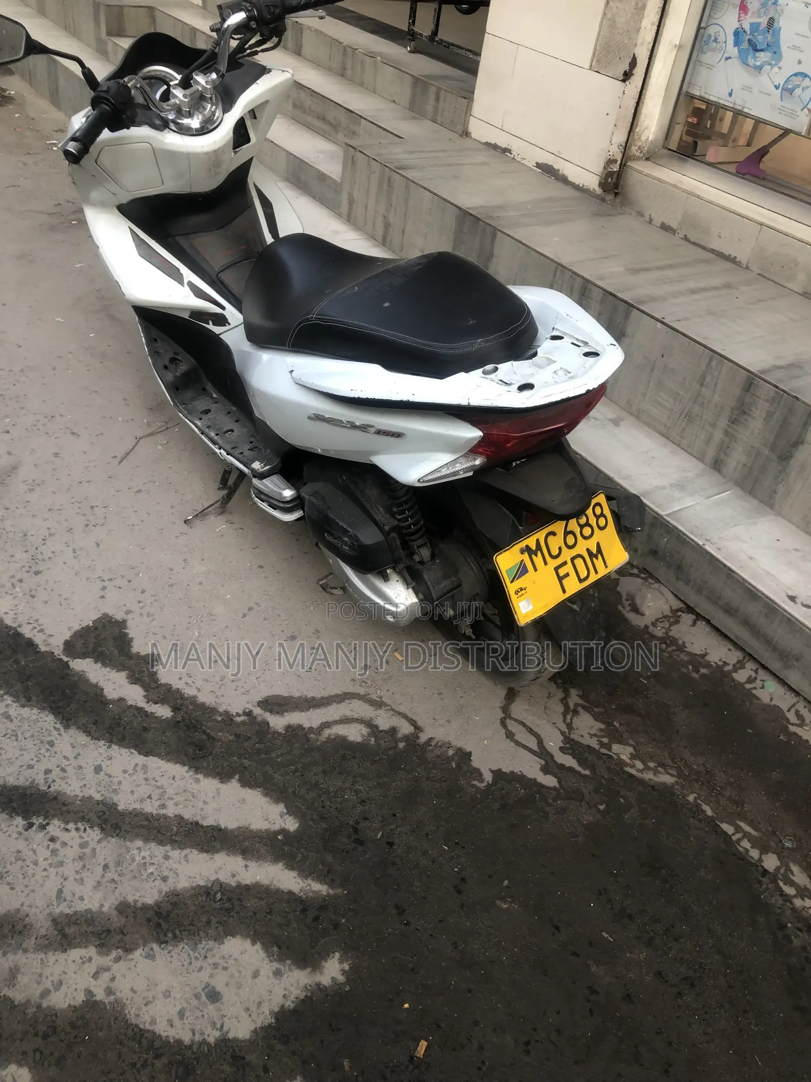 Honda 2022 White