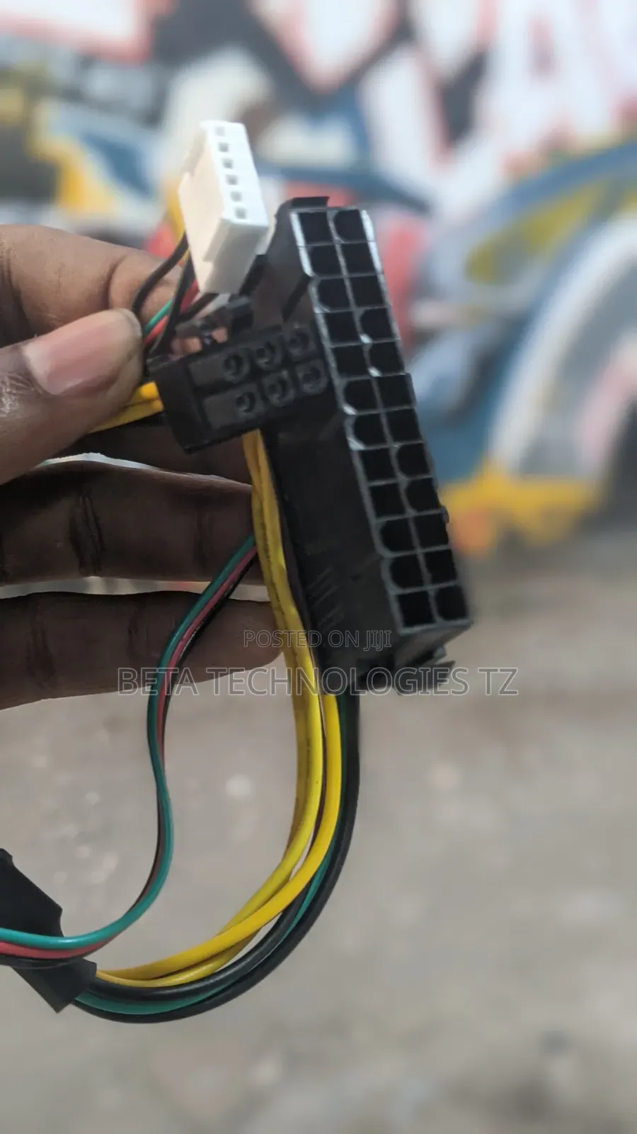 24 Pin to 6 Pin Hd Adapter