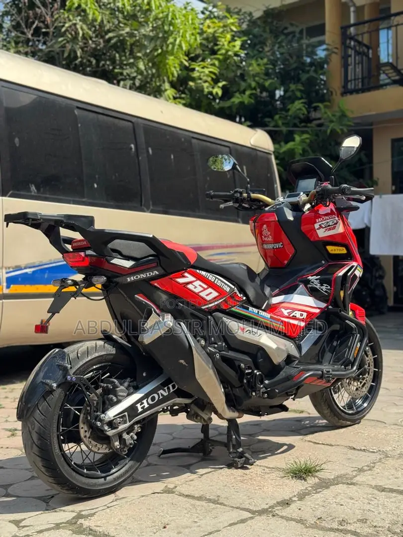 Honda 2021 Red