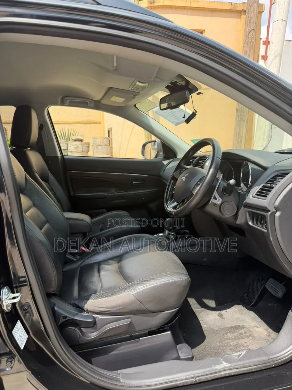 Mitsubishi RVR 2017 Black