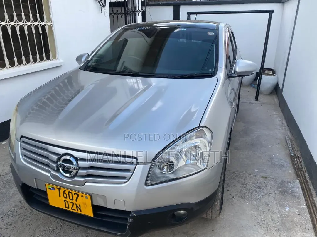 Nissan Dualis 2011 Gray