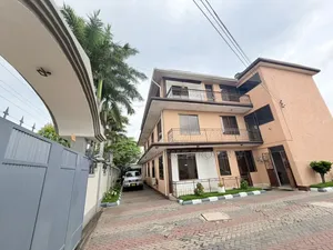 9bdrm Apartment in Kijitonyama for sale