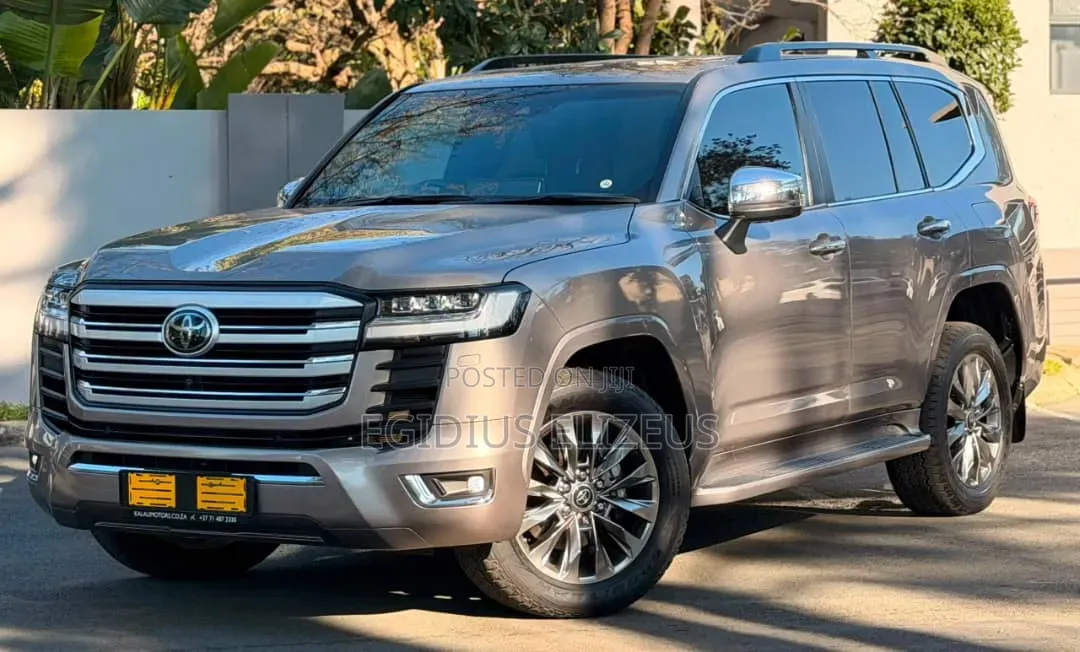 New Toyota Land Cruiser 2024 Beige