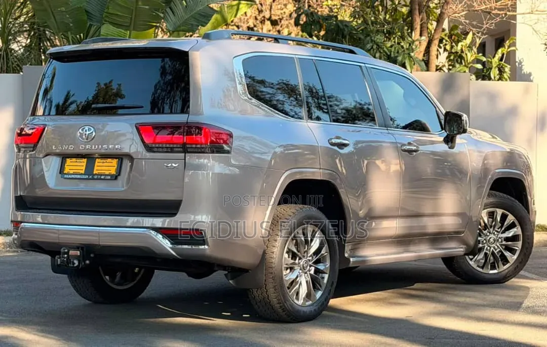 New Toyota Land Cruiser 2024 Beige
