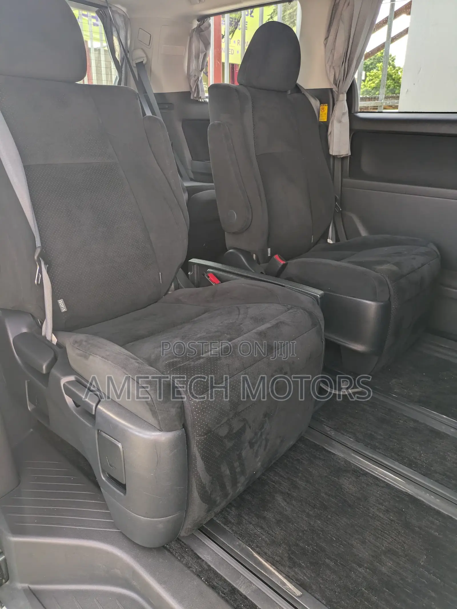 Toyota Alphard 2010 White