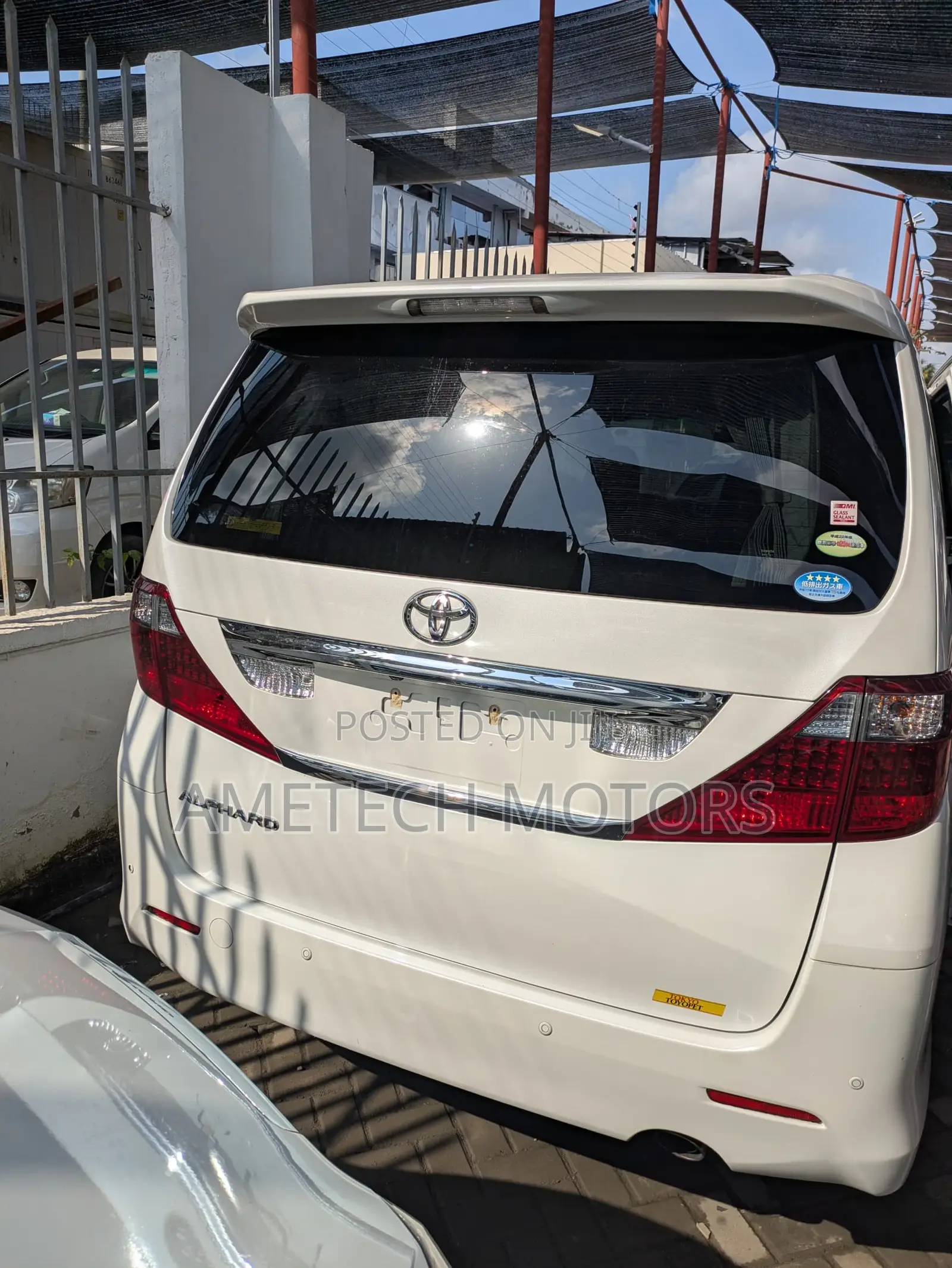 Toyota Alphard 2010 White