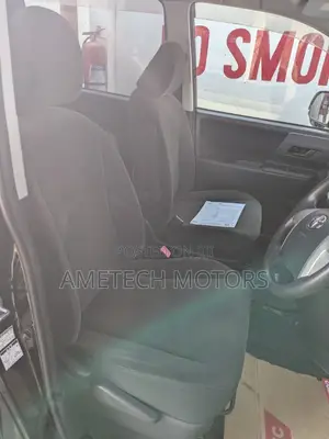 Toyota Voxy 2010 Black