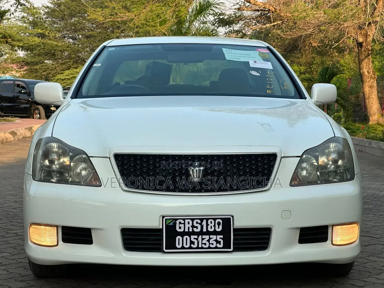Toyota Crown 2006 White