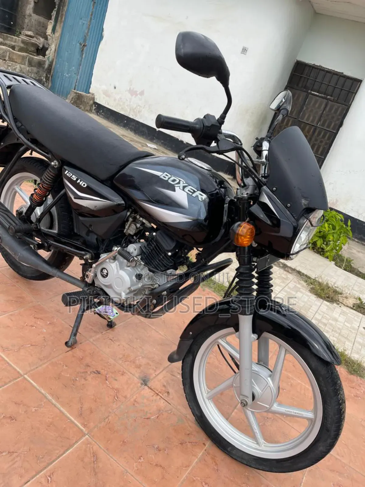 Bajaj Boxer 125 2026 Black