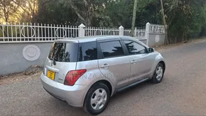Toyota IST 2004 Beige