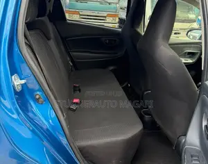 Toyota Vitz 2014 Blue
