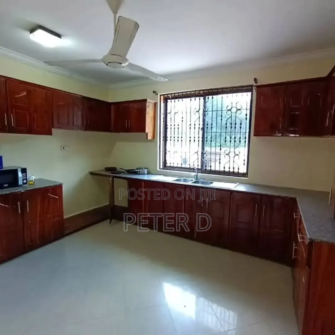 6bdrm Bungalow in Kimara for sale