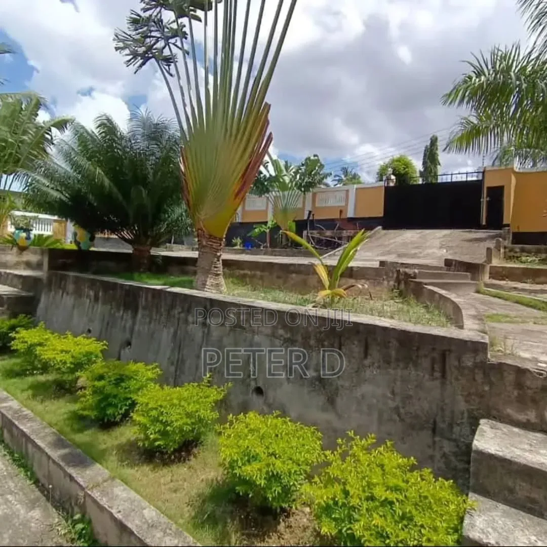 6bdrm Bungalow in Kimara for sale