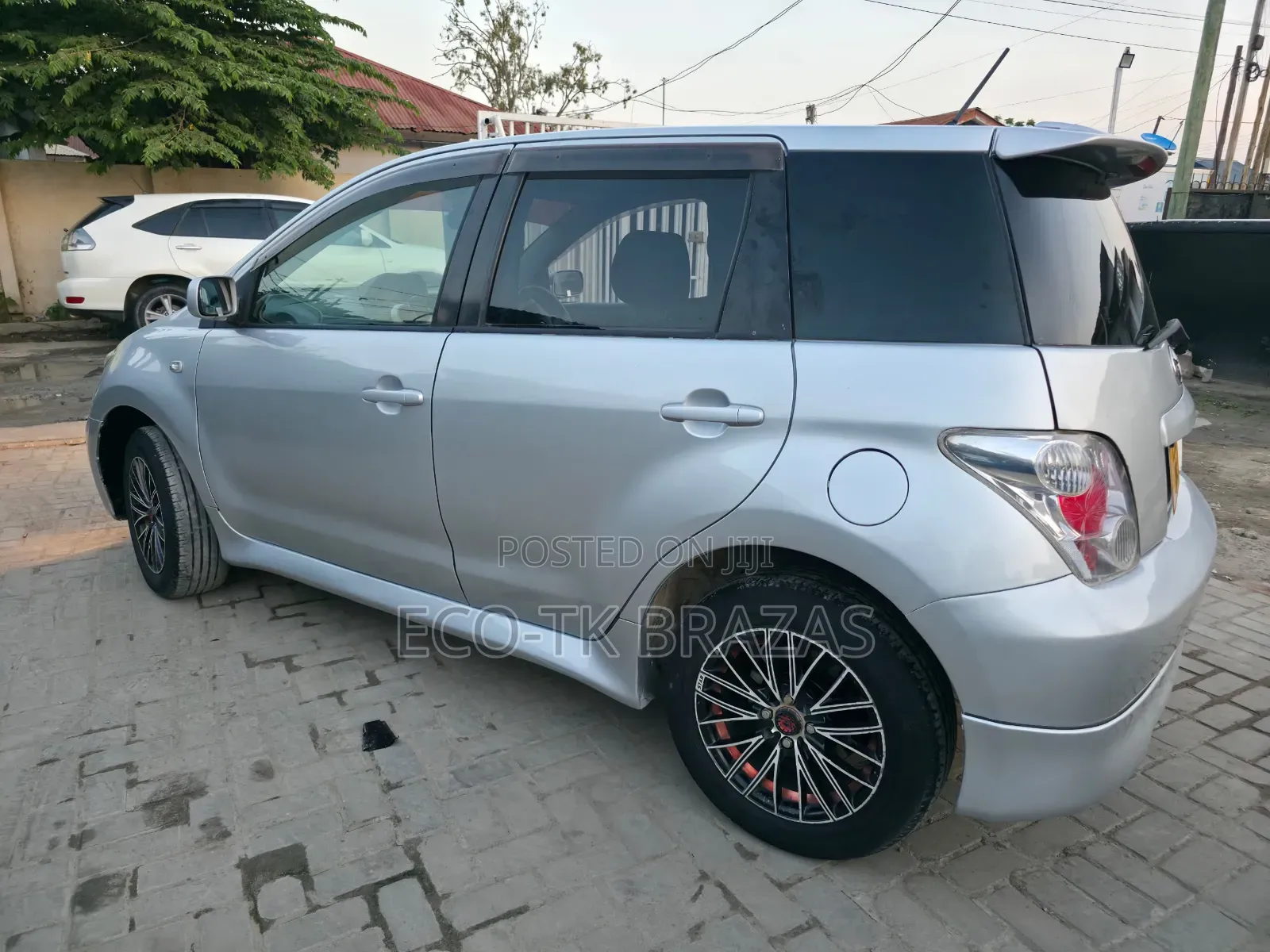 Toyota IST 2005 Silver