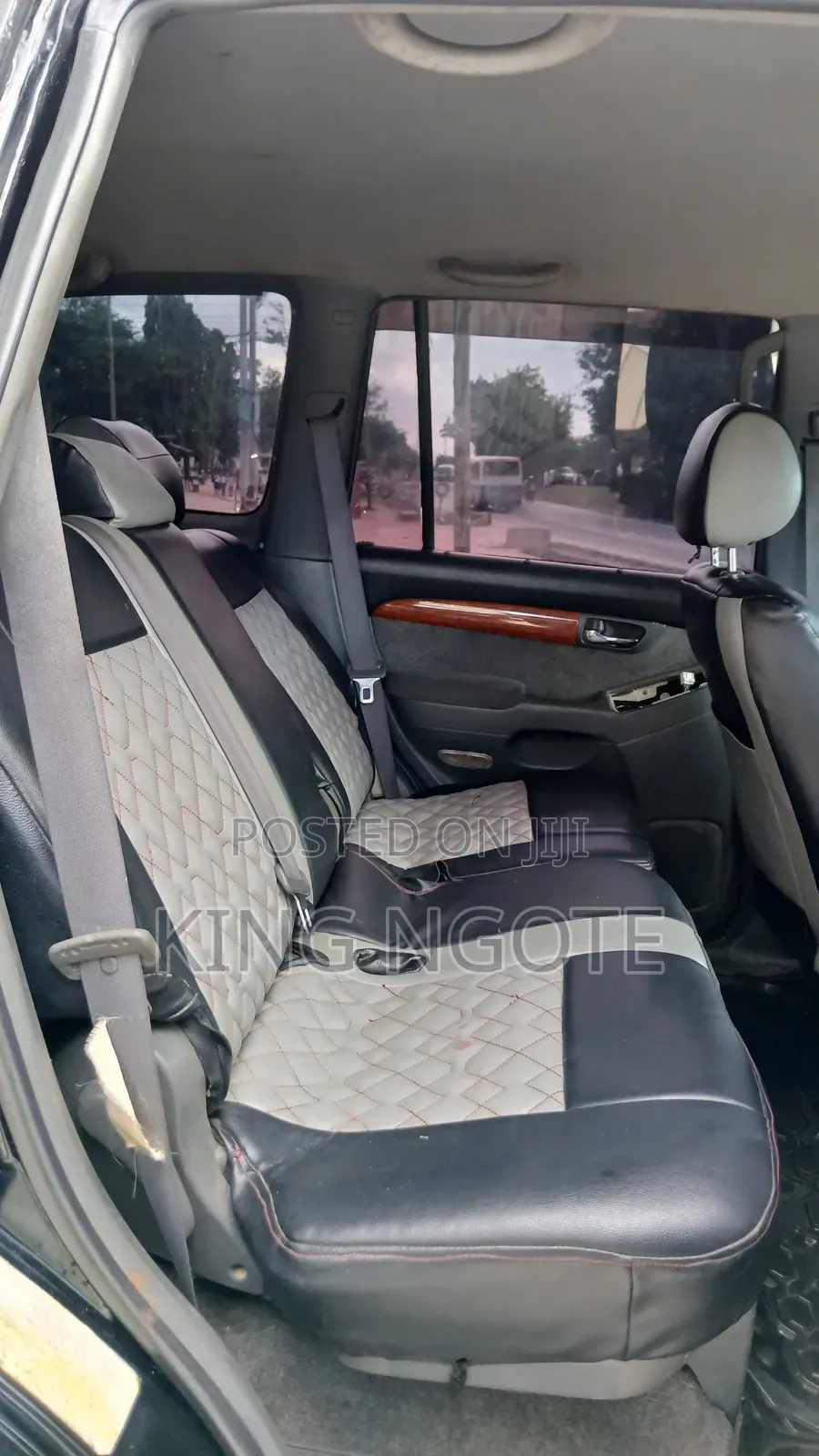 Toyota Land Cruiser 2006 Black