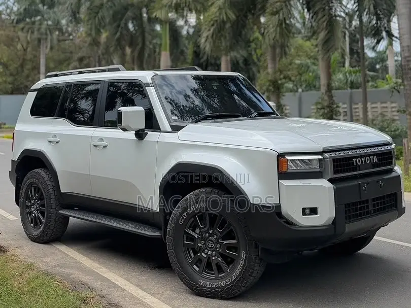 Toyota Land Cruiser Prado 2024 White
