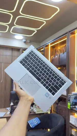 Laptop HP EliteBook 1030 8GB Intel Core i5 SSD 256GB